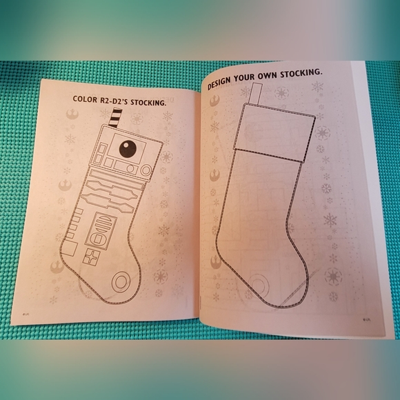 Star Wars Christmas Activity Book New - Picture 3 of 4